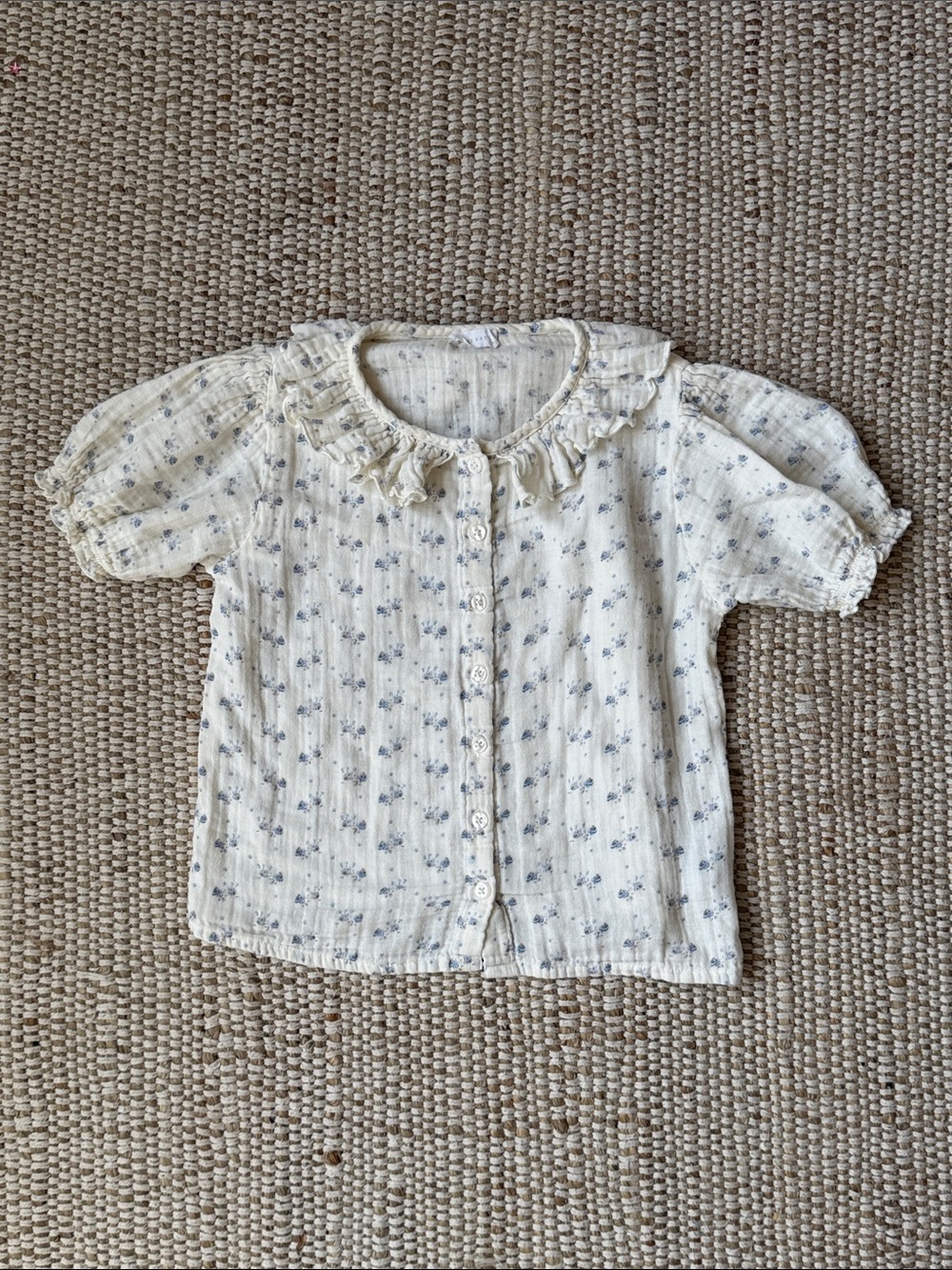 Jamie Kay Ruffle size 9